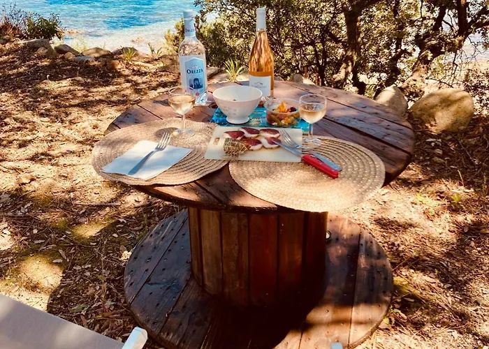 De Bord De Tatil Evi Pinarellu